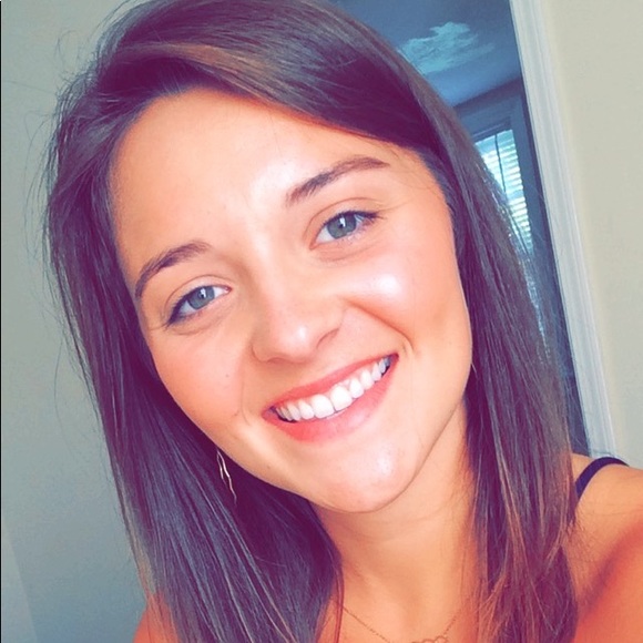 Meet your Posher, Natalie - Picture 1 of 1